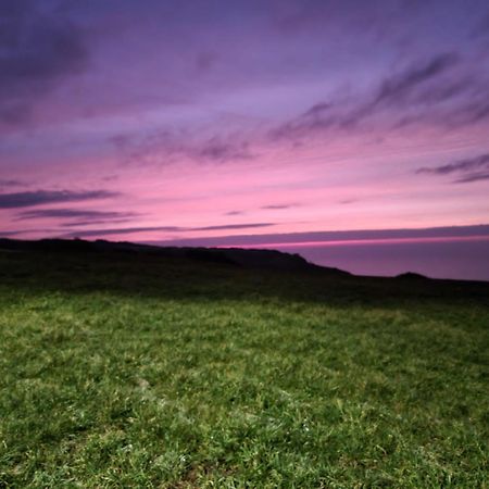 West Hill Retreat Seaview Balcony Chic Loft Studio & Free Parking Hastings Exteriör bild